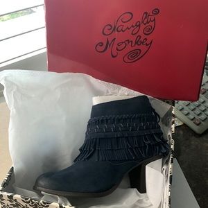 Naughty Monkey in Lyne ankle boot, size 8